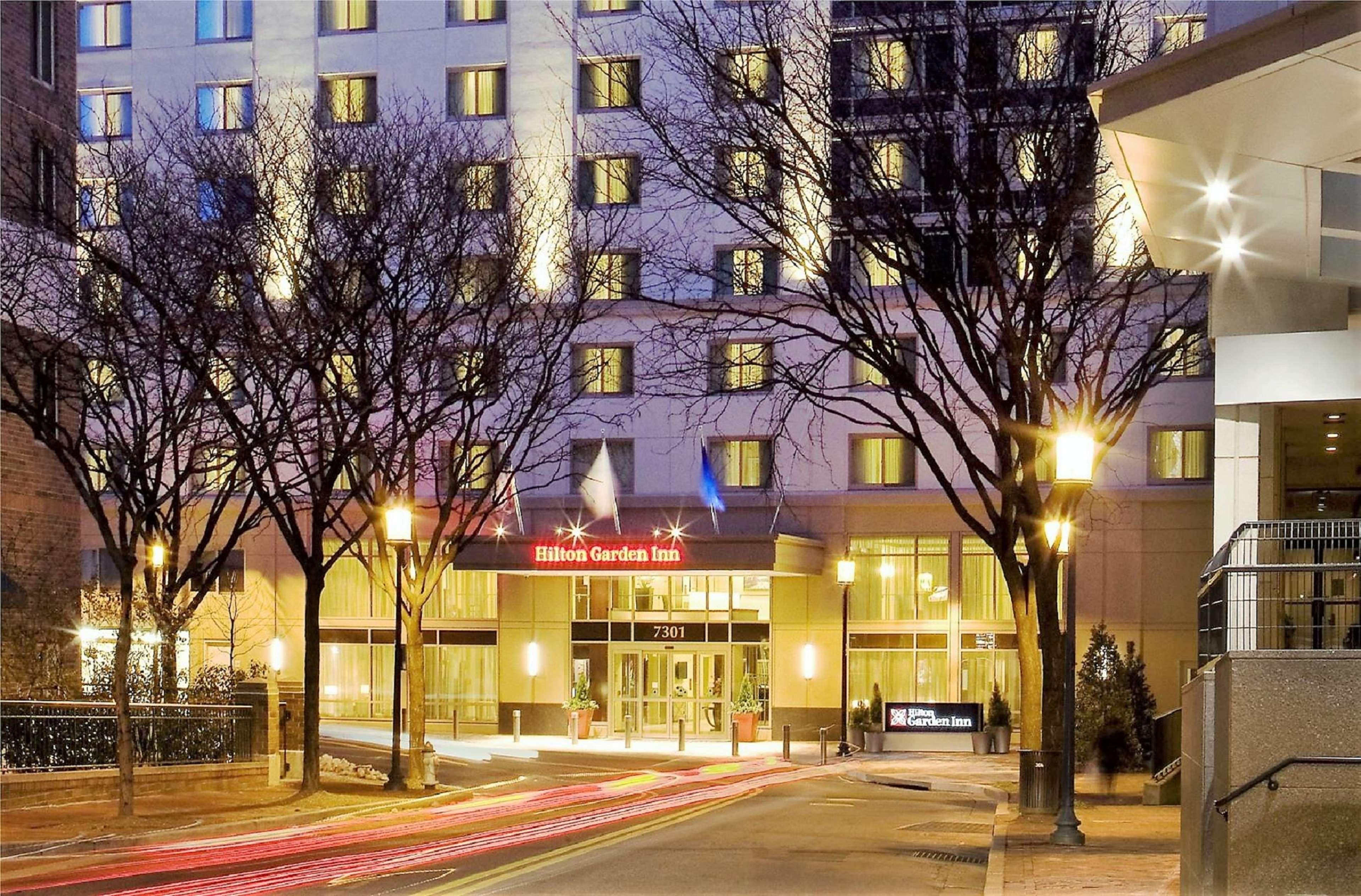 Hilton Garden Inn Bethesda Downtown מראה חיצוני תמונה