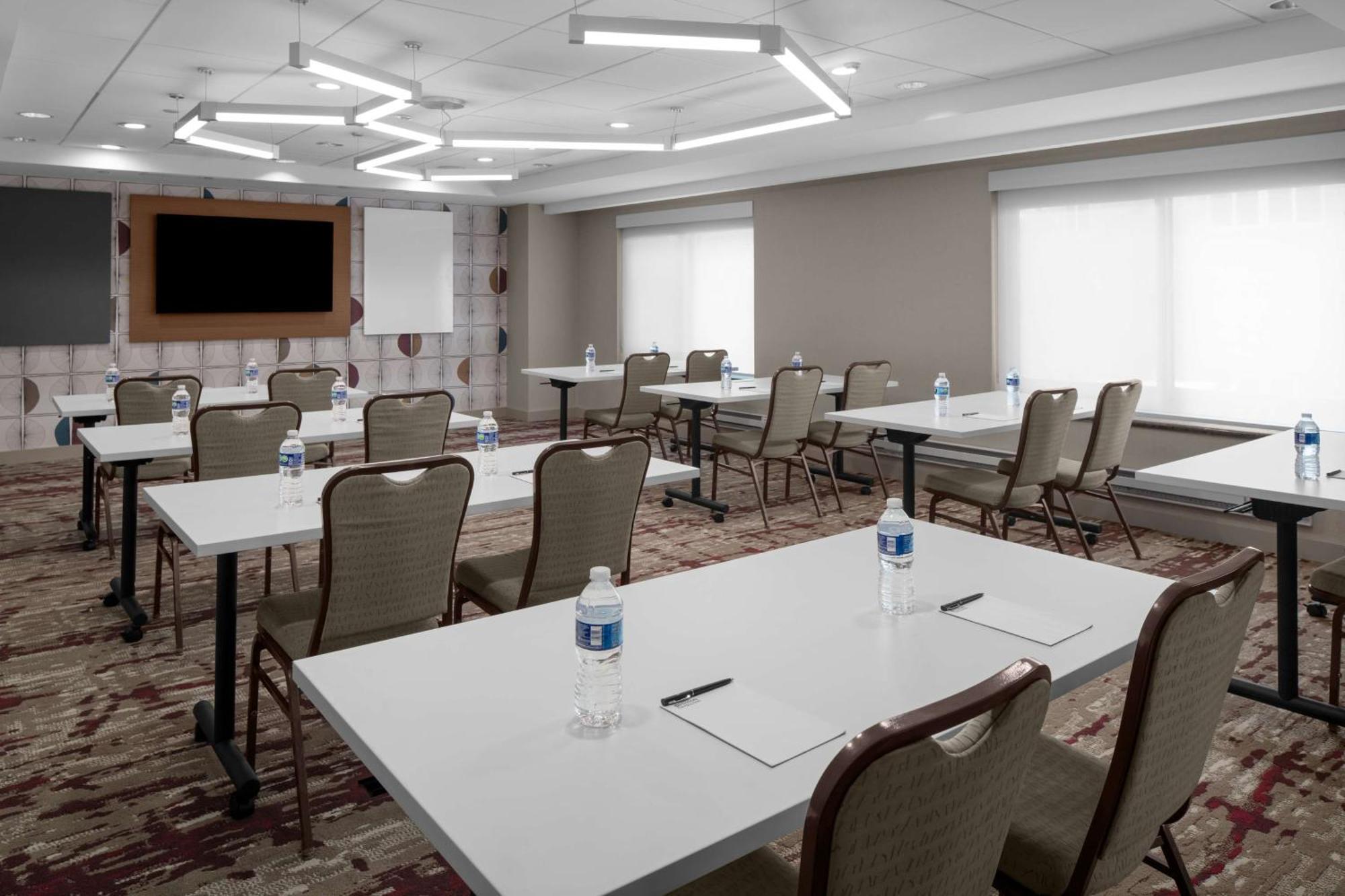 Hilton Garden Inn Bethesda Downtown מראה חיצוני תמונה