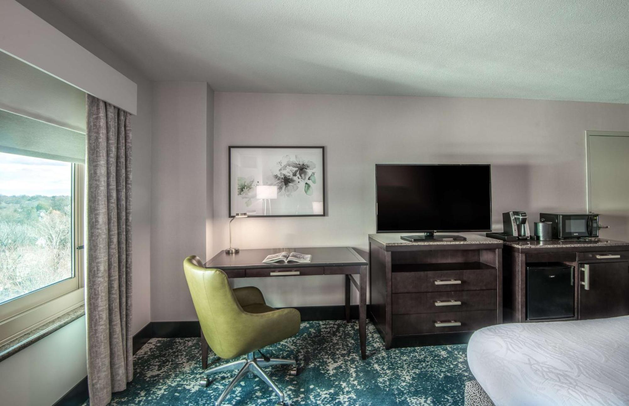 Hilton Garden Inn Bethesda Downtown מראה חיצוני תמונה
