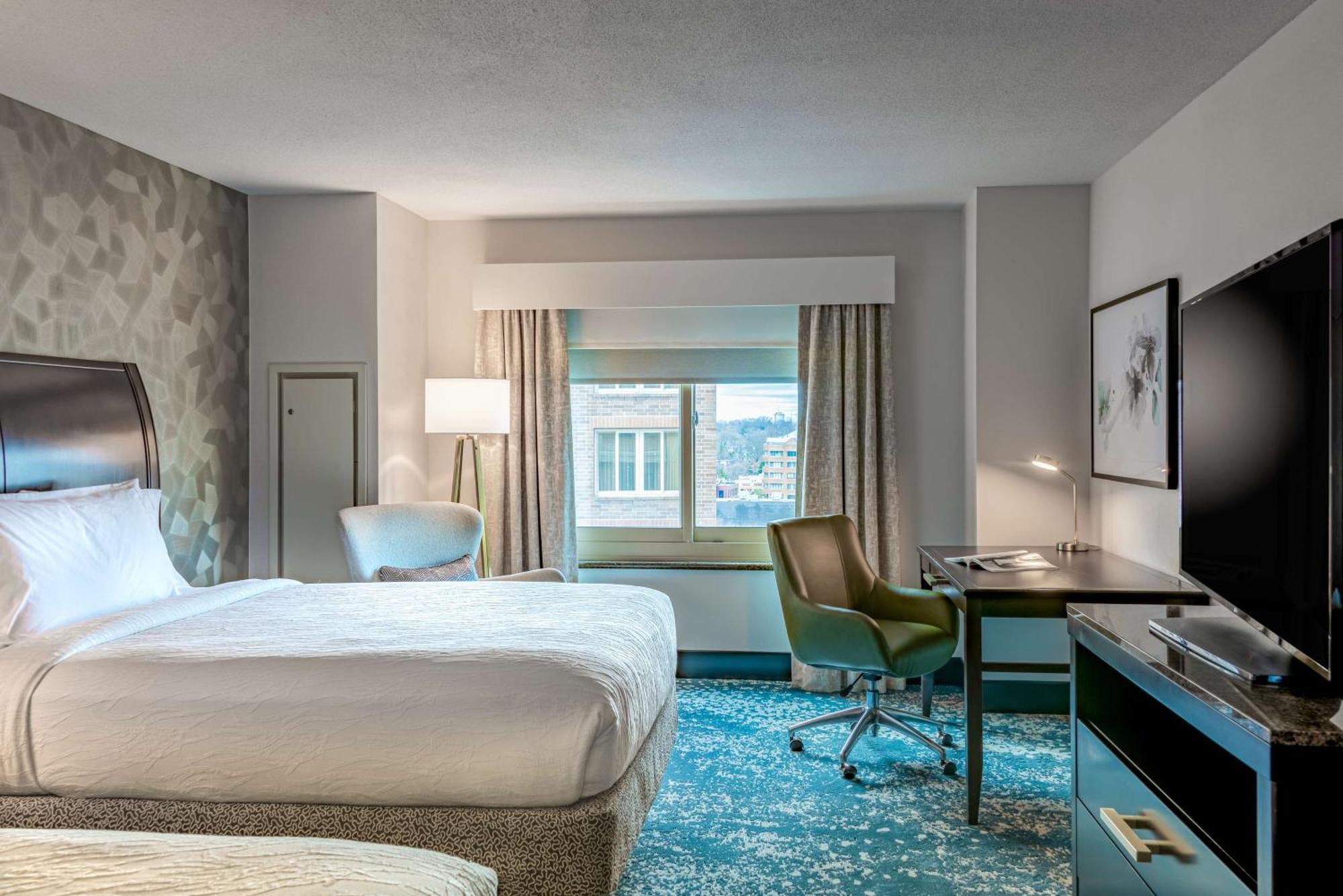 Hilton Garden Inn Bethesda Downtown מראה חיצוני תמונה