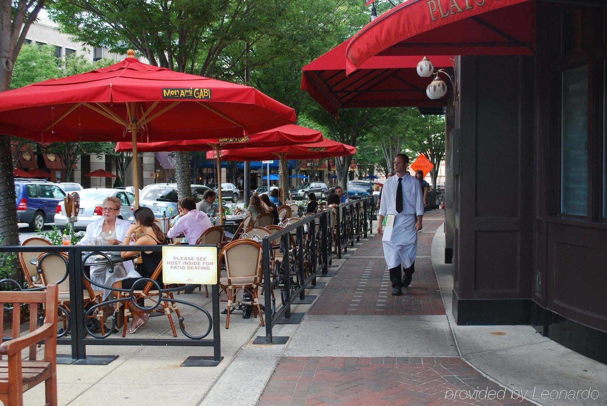 Hilton Garden Inn Bethesda Downtown מסעדה תמונה